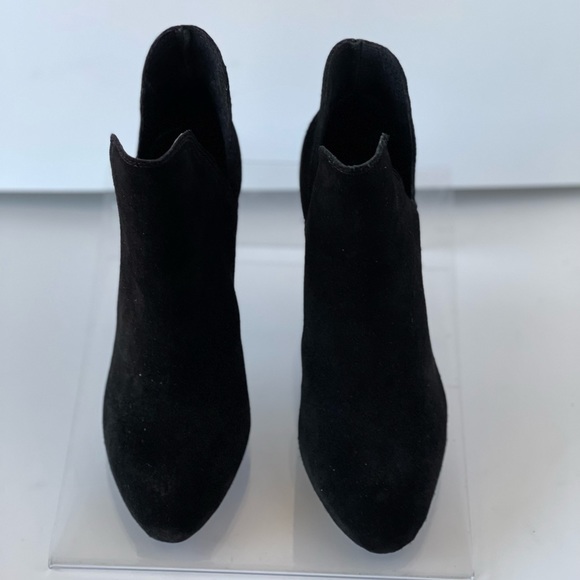 Steve Madden Black Suede Bootie Cut-out ankle boots Rookie Chunky Block Heel 6.5 - Picture 4 of 9